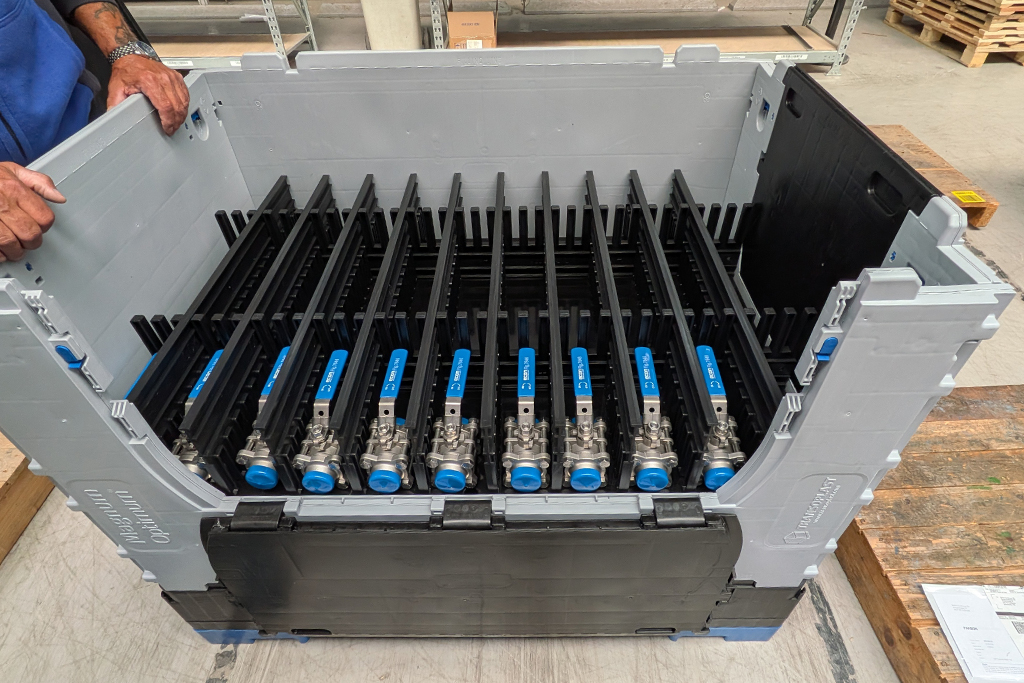 Maatwerk vakverdeling in inklapbare palletbox voor efficiënter transport bij ERIKS